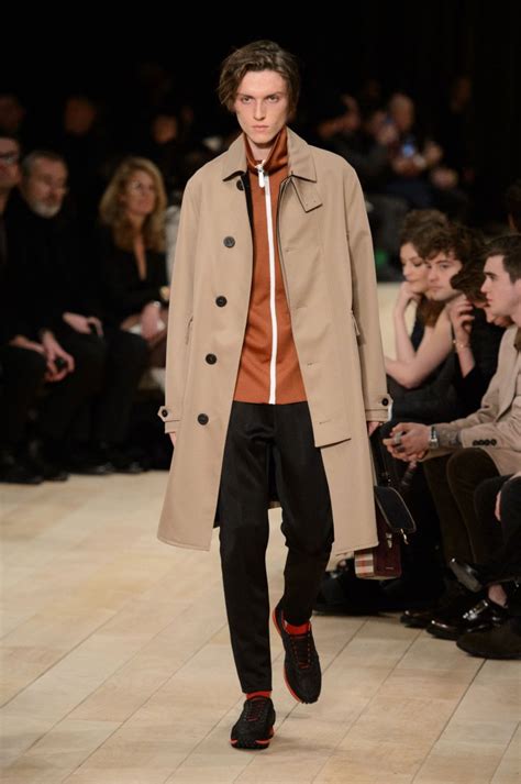 burberry 2016 fall winter men's collection|Burberry runway 2016.